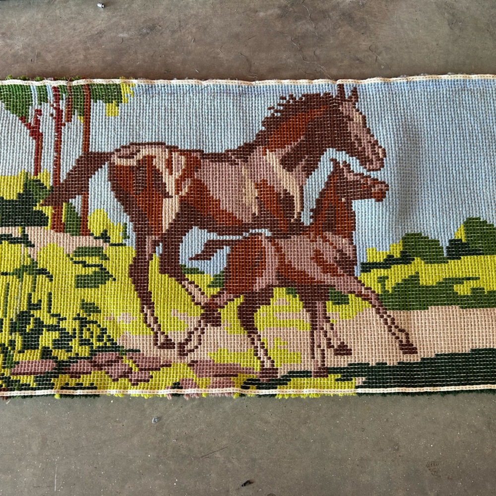 Wild Horse Tapestry Rug - Multicolor - Picture 3 of 5